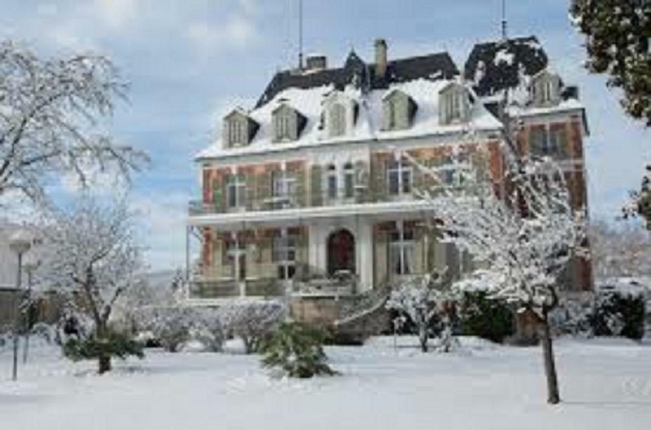 Villa Bonvouloir Bagnères-de-Bigorre Exterior foto